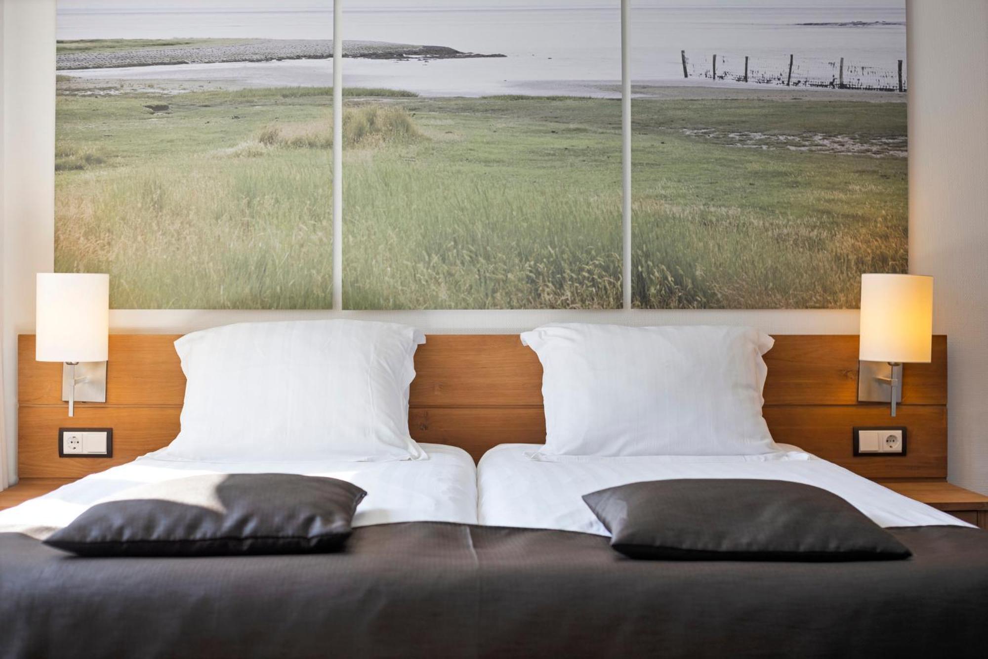 Hunzego Hotel Uithuizermeeden エクステリア 写真