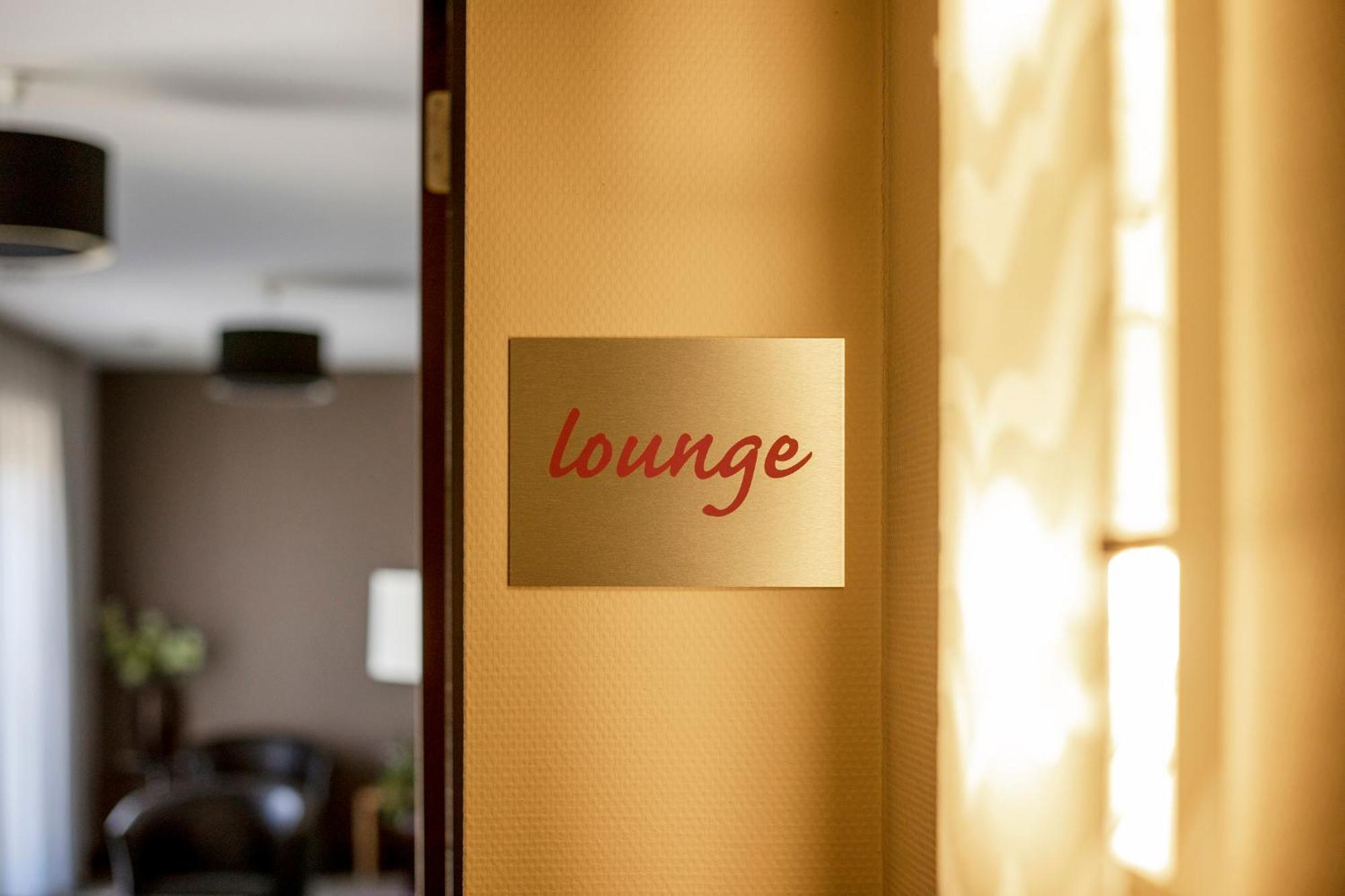 Hunzego Hotel Uithuizermeeden エクステリア 写真
