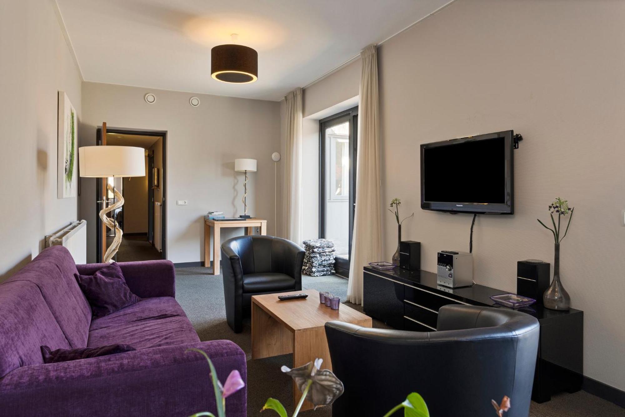 Hunzego Hotel Uithuizermeeden エクステリア 写真